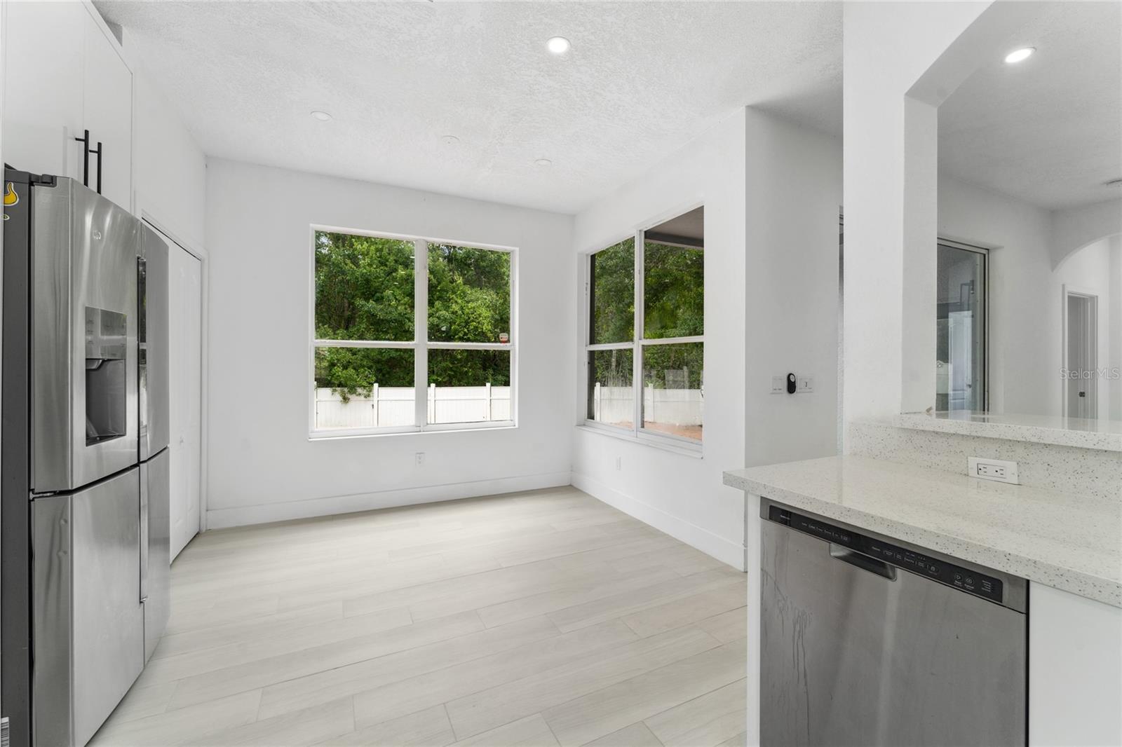 Image 8 of 27 For 9361 Monterey Bay Dr