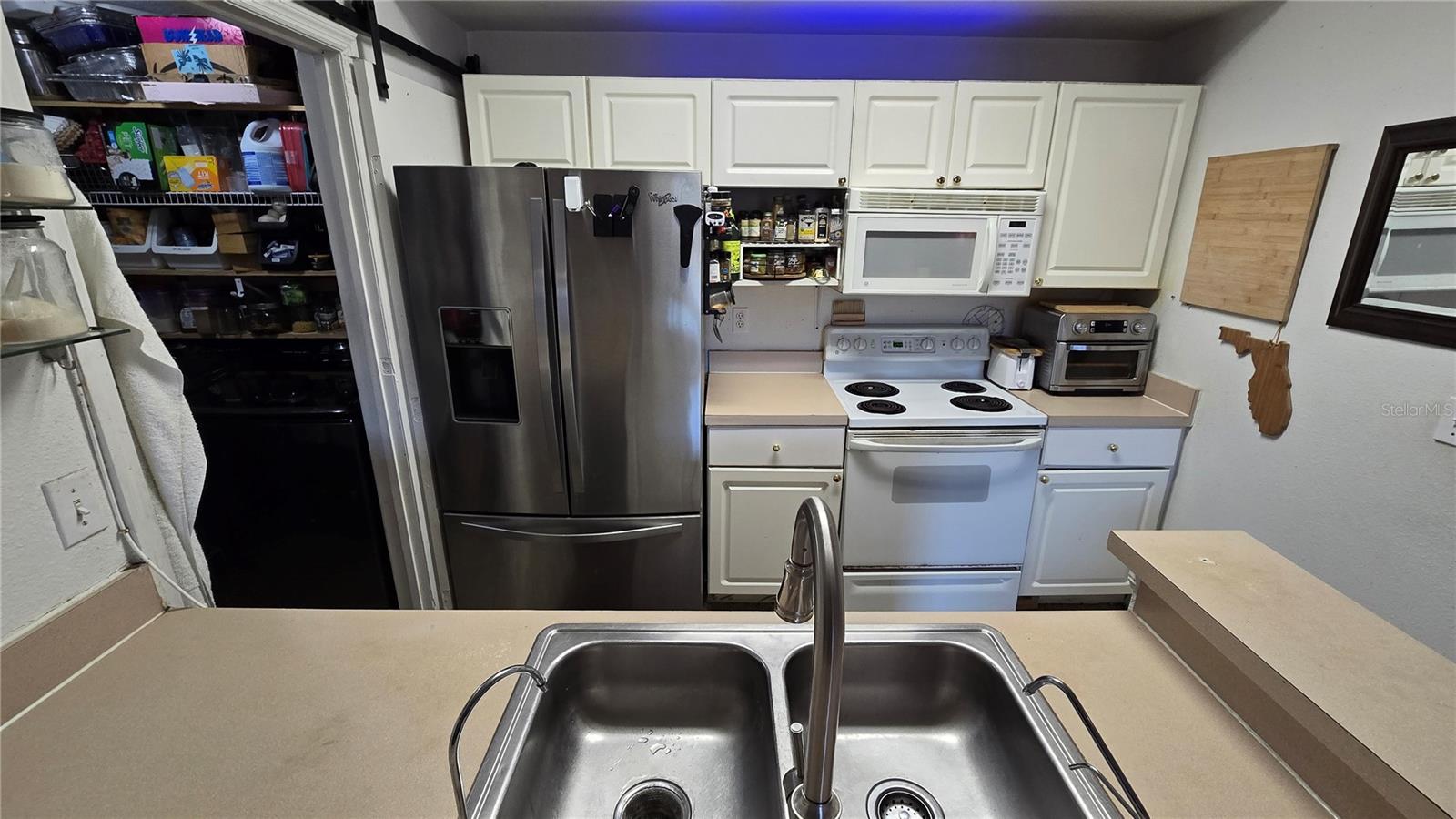 Image 13 of 22 For 5512 Metrowest Boulevard 202