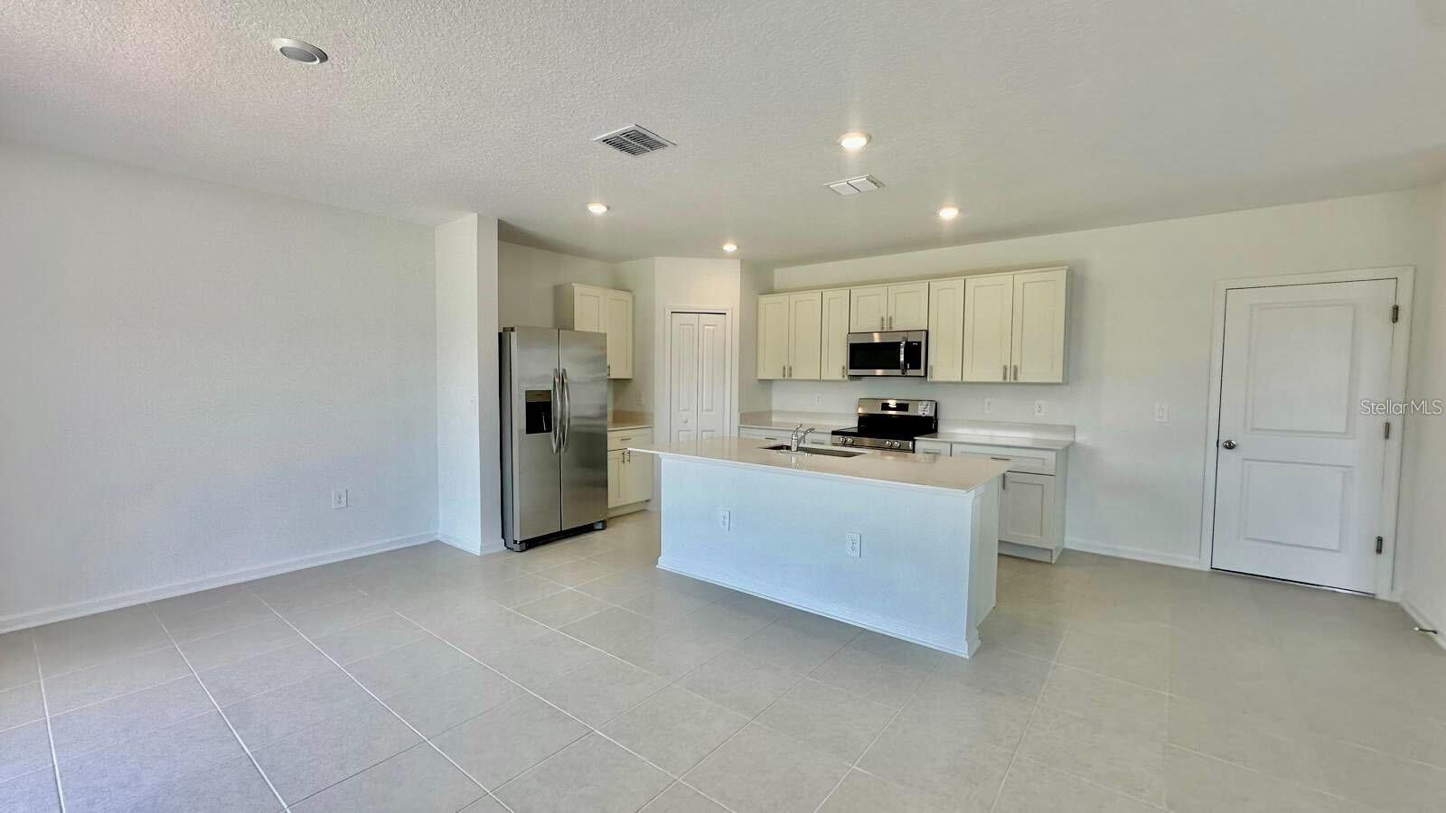 Image 2 of 19 For 5882 Le Marin Way