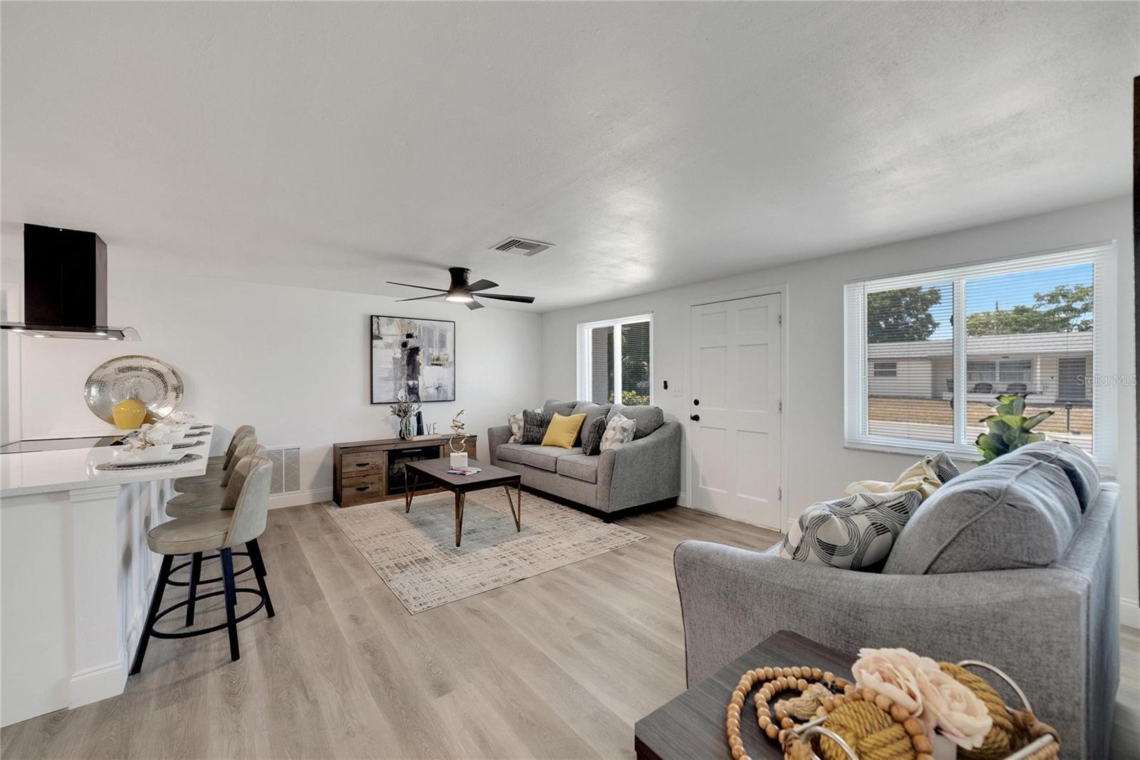 Image 8 of 60 For 11524 Newell Drive
