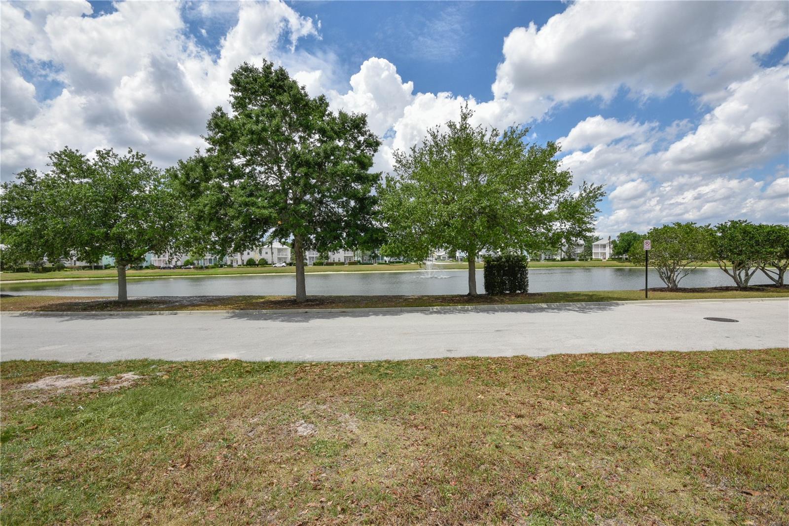 Image 8 of 33 For 1525 Fairview Circle