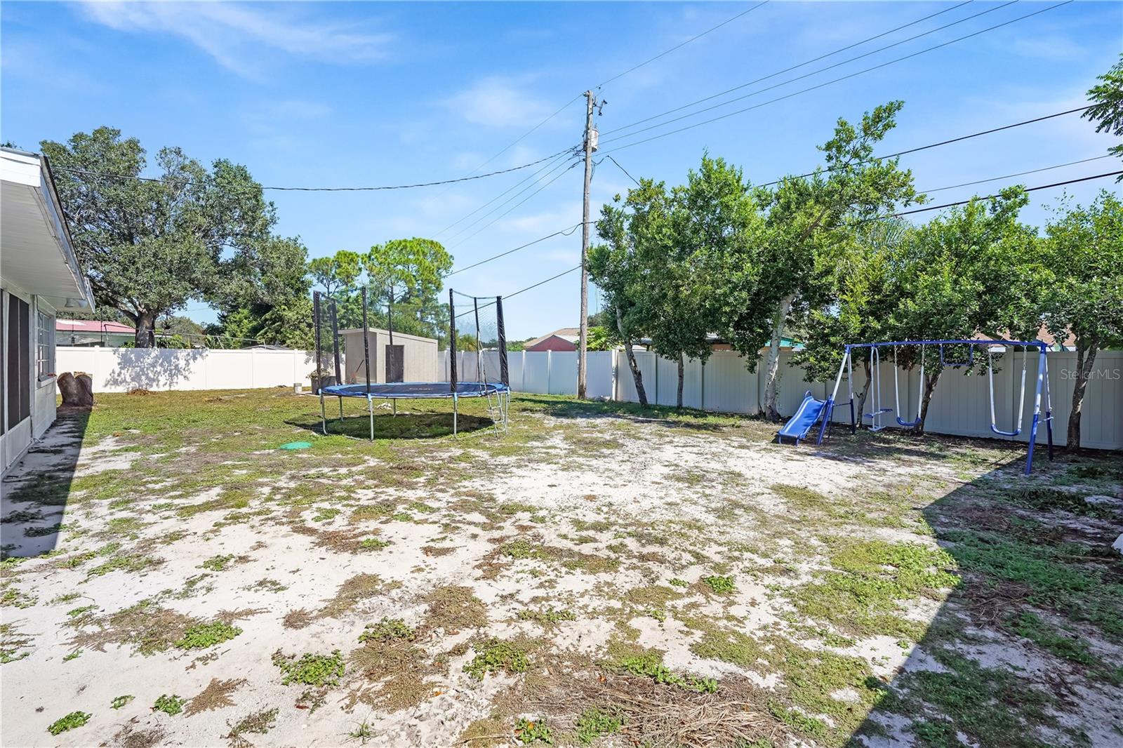 Image 16 of 17 For 4713 Avon Street