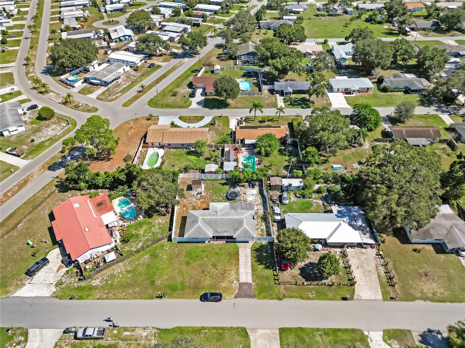 Image 4 of 17 For 4713 Avon Street