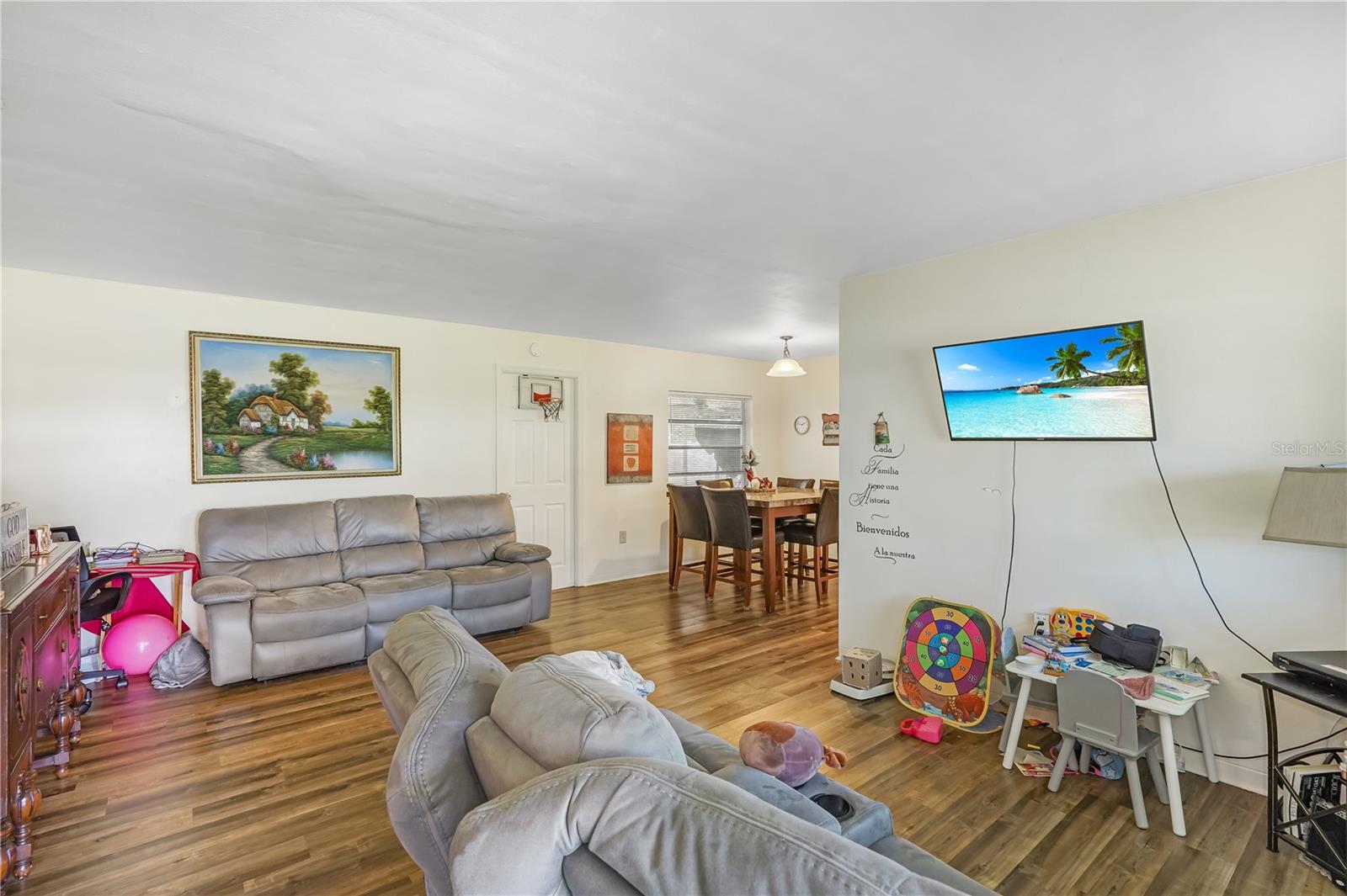 Image 7 of 17 For 4713 Avon Street
