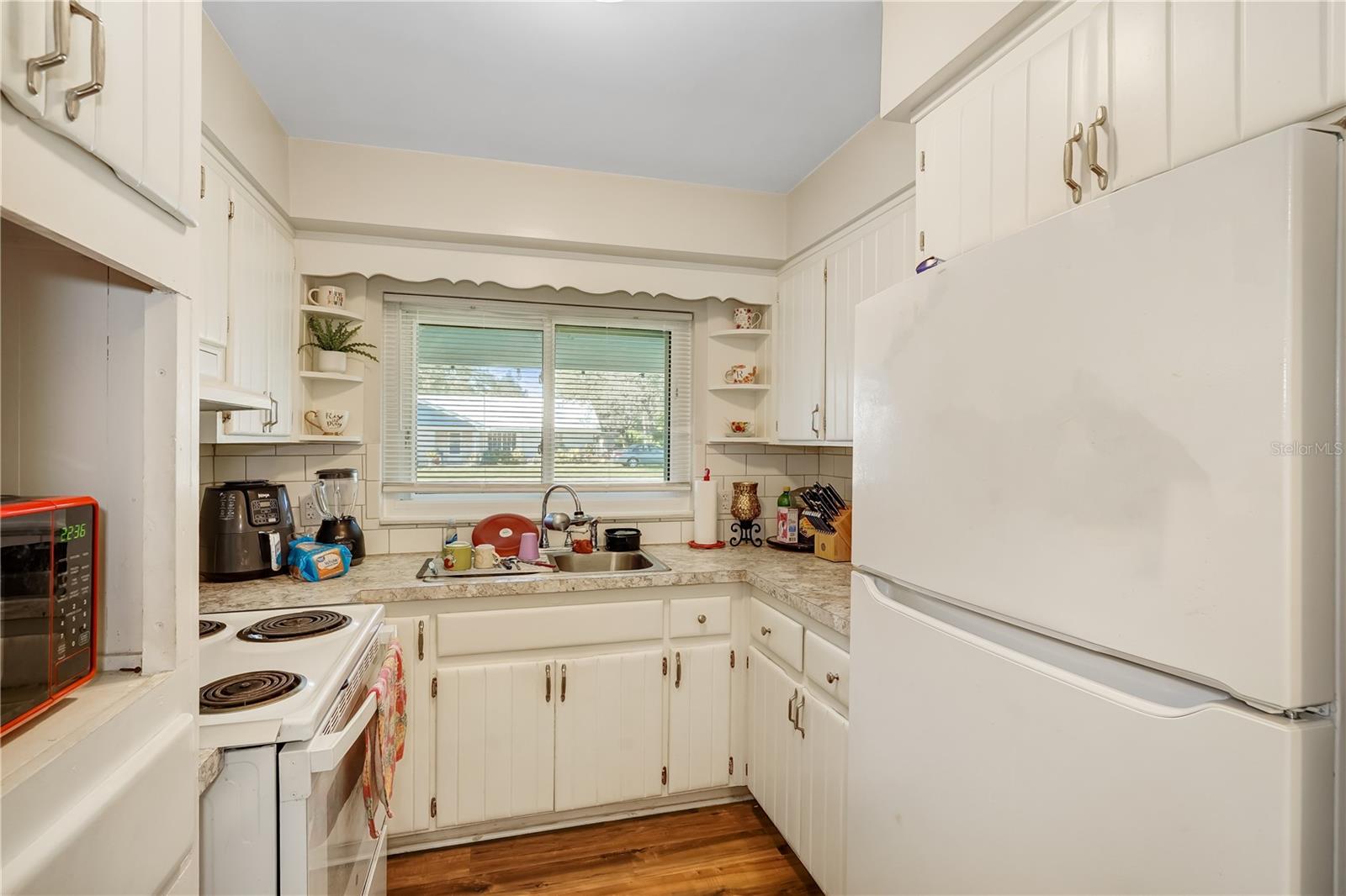 Image 8 of 17 For 4713 Avon Street