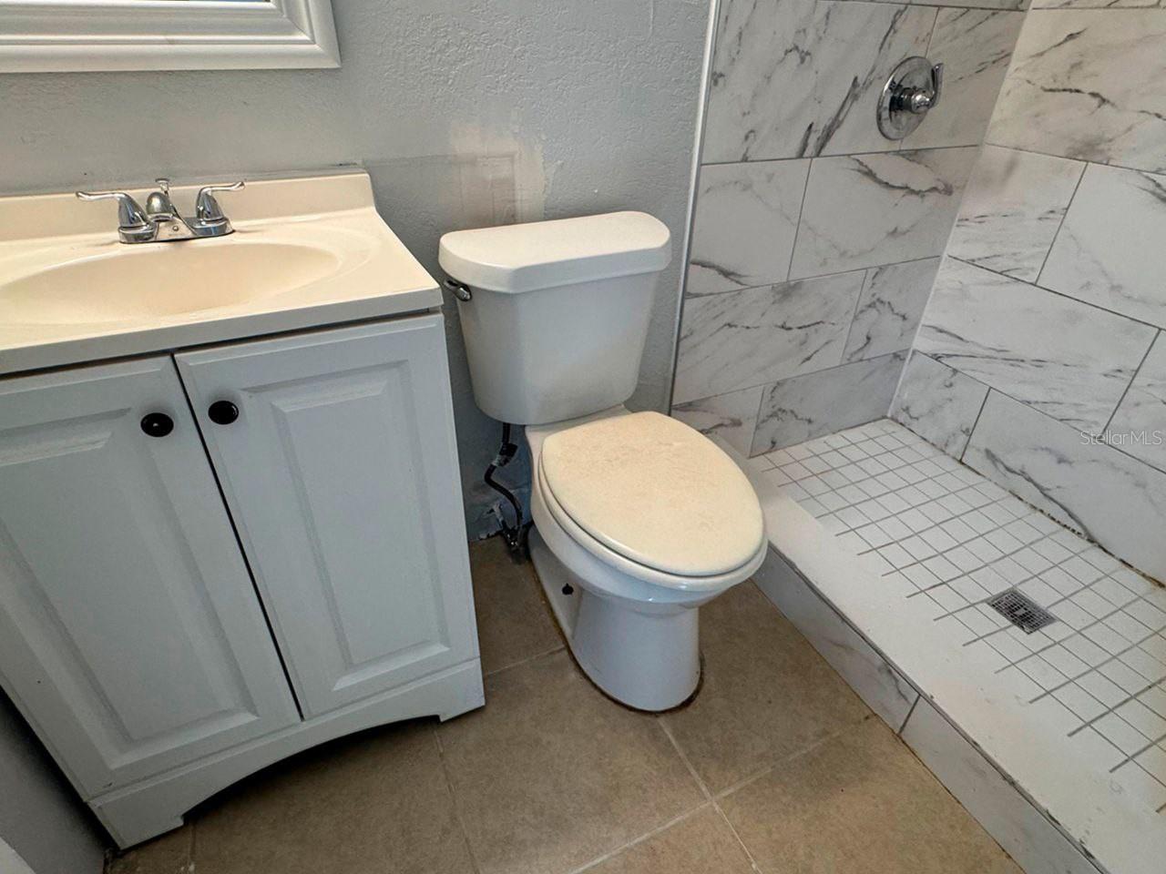 Image 10 of 13 For 302 Sherwood Drive