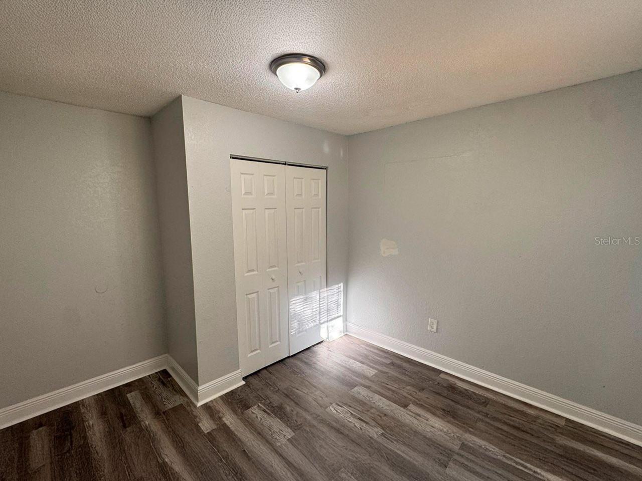 Image 9 of 13 For 302 Sherwood Drive