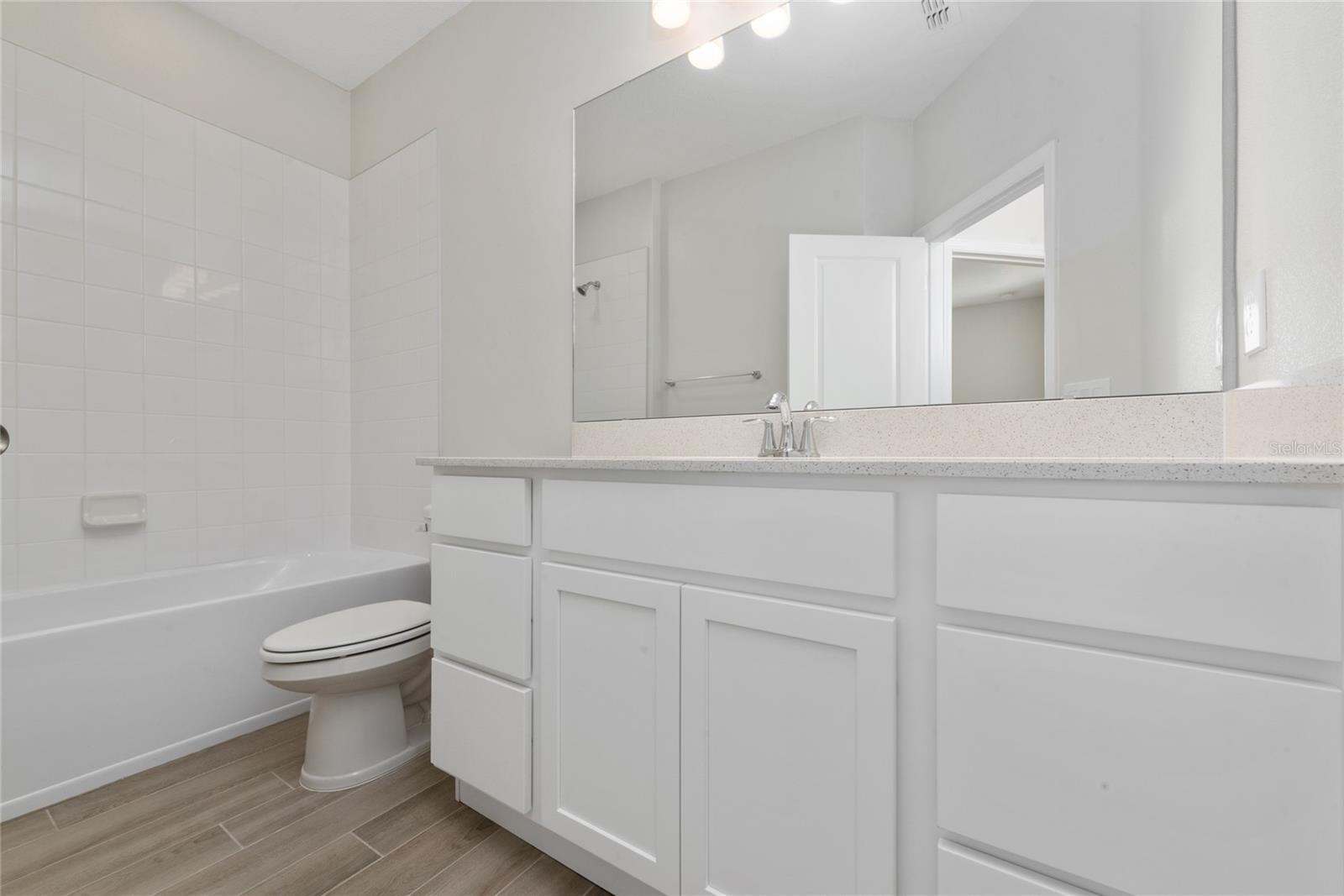 Image 24 of 38 For 15983 Grafton Way