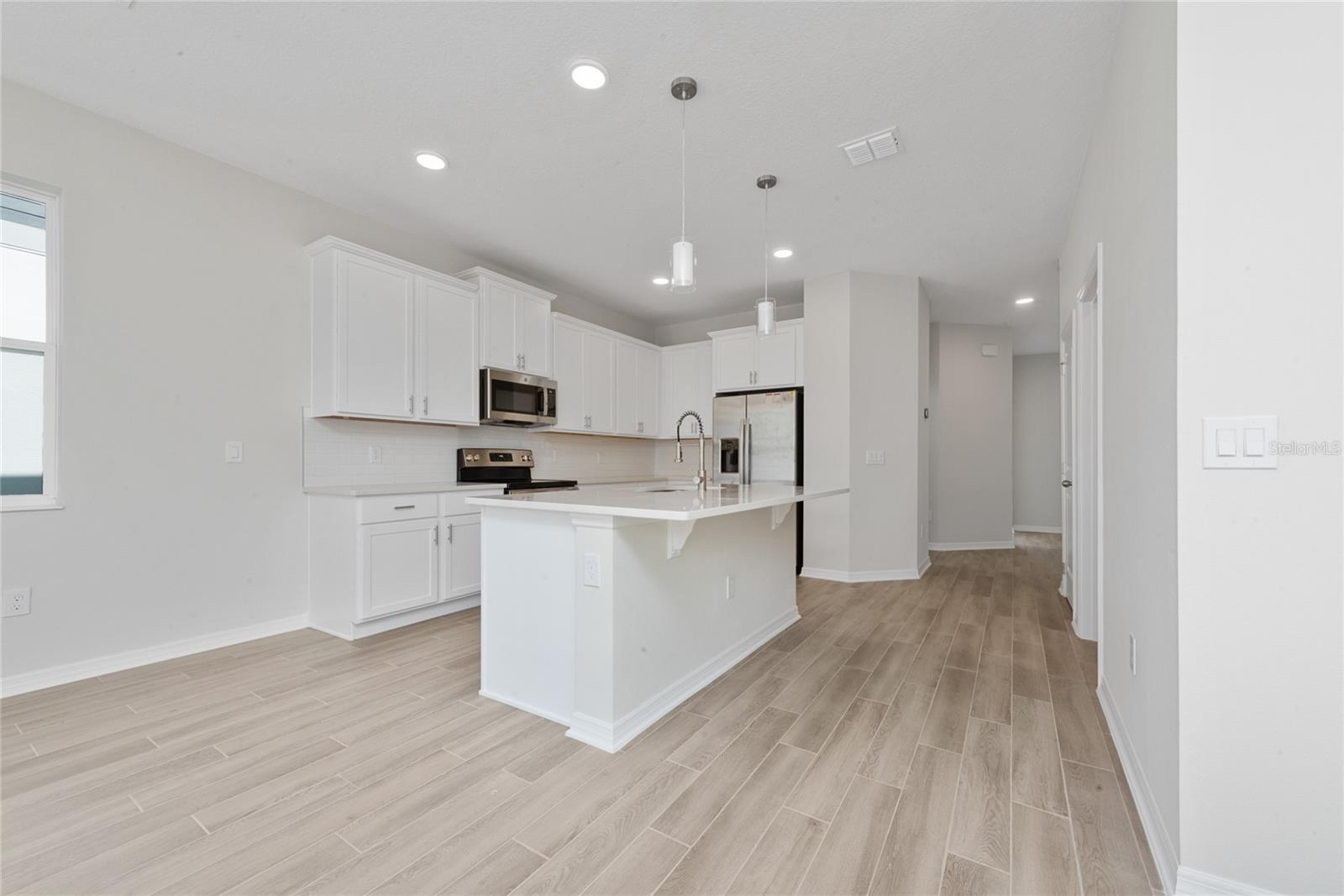 Image 9 of 38 For 15983 Grafton Way