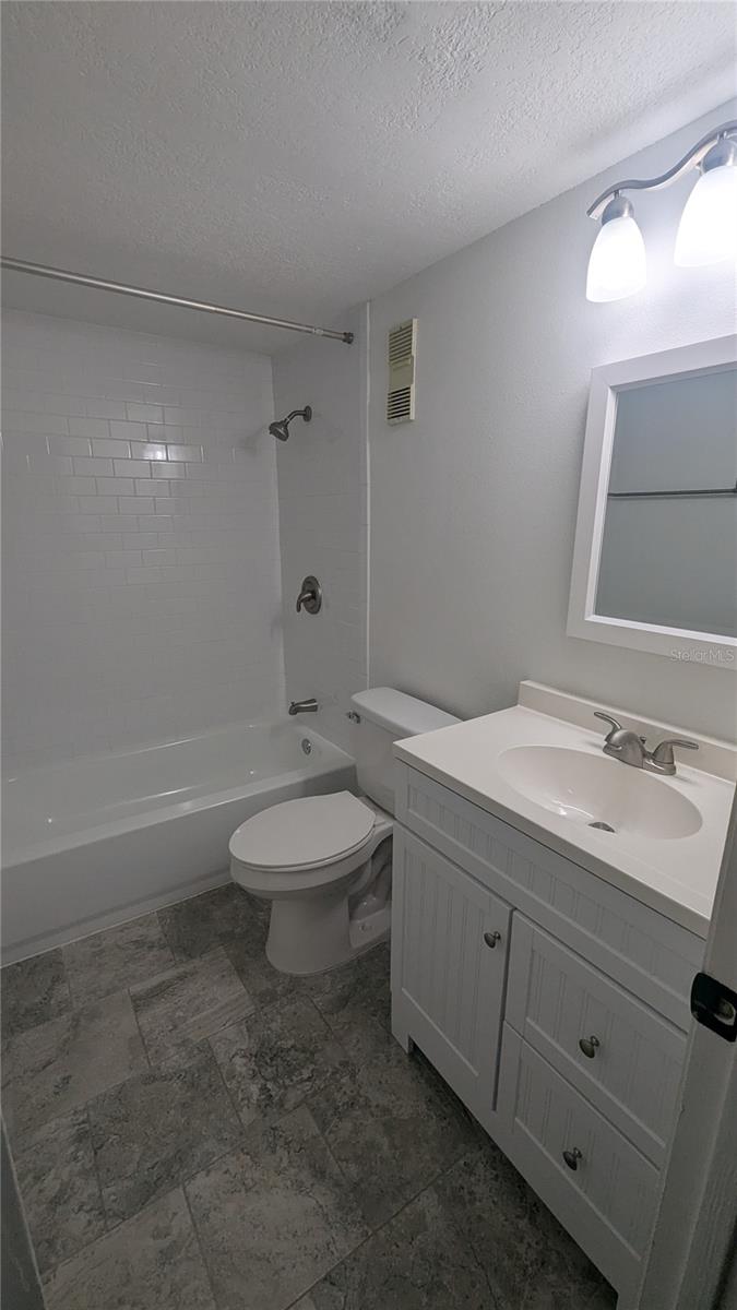 Image 12 of 27 For 3294 Semoran Boulevard 14