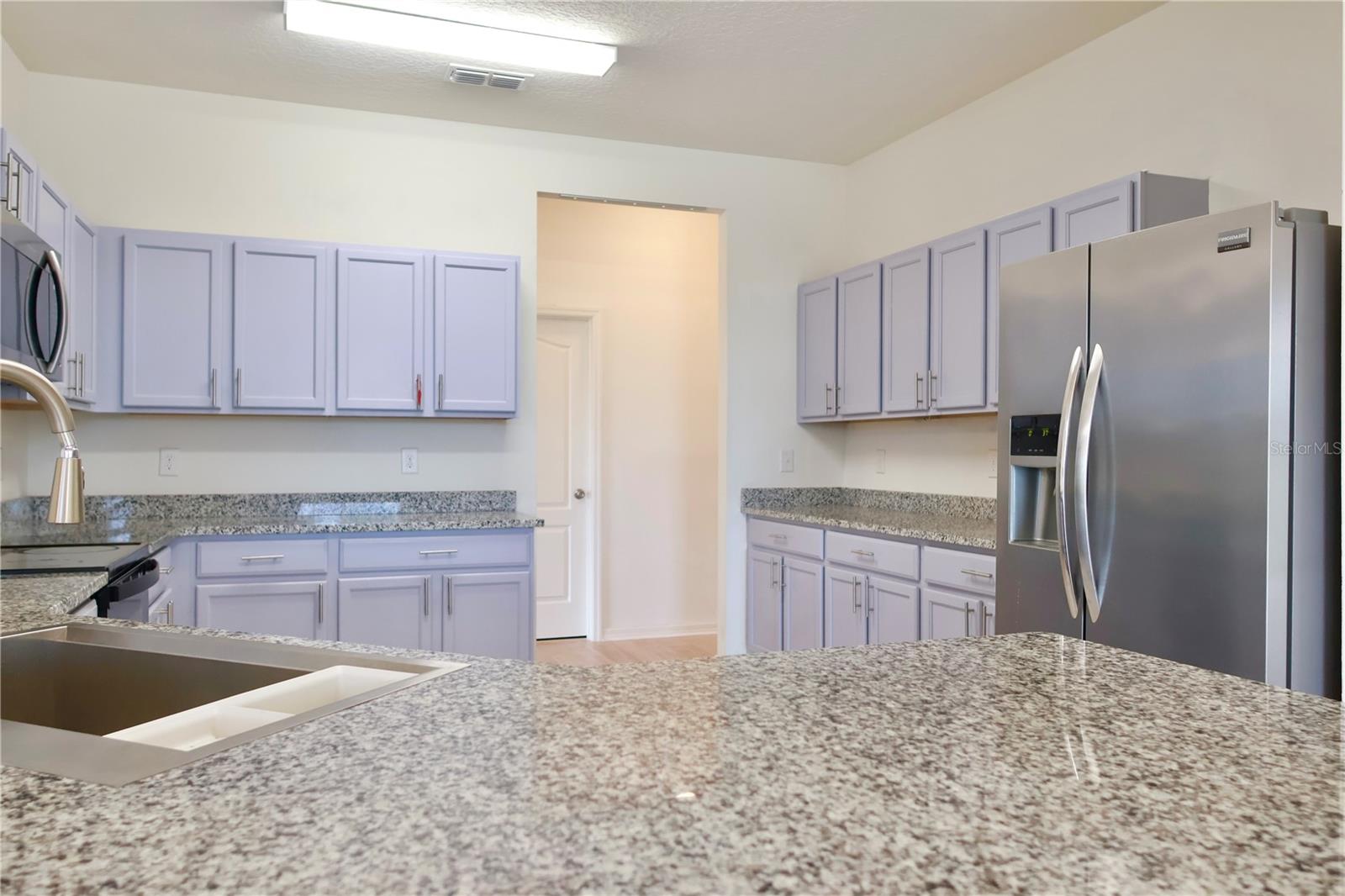 Image 10 of 30 For 2164 Carriage Pointe Loop