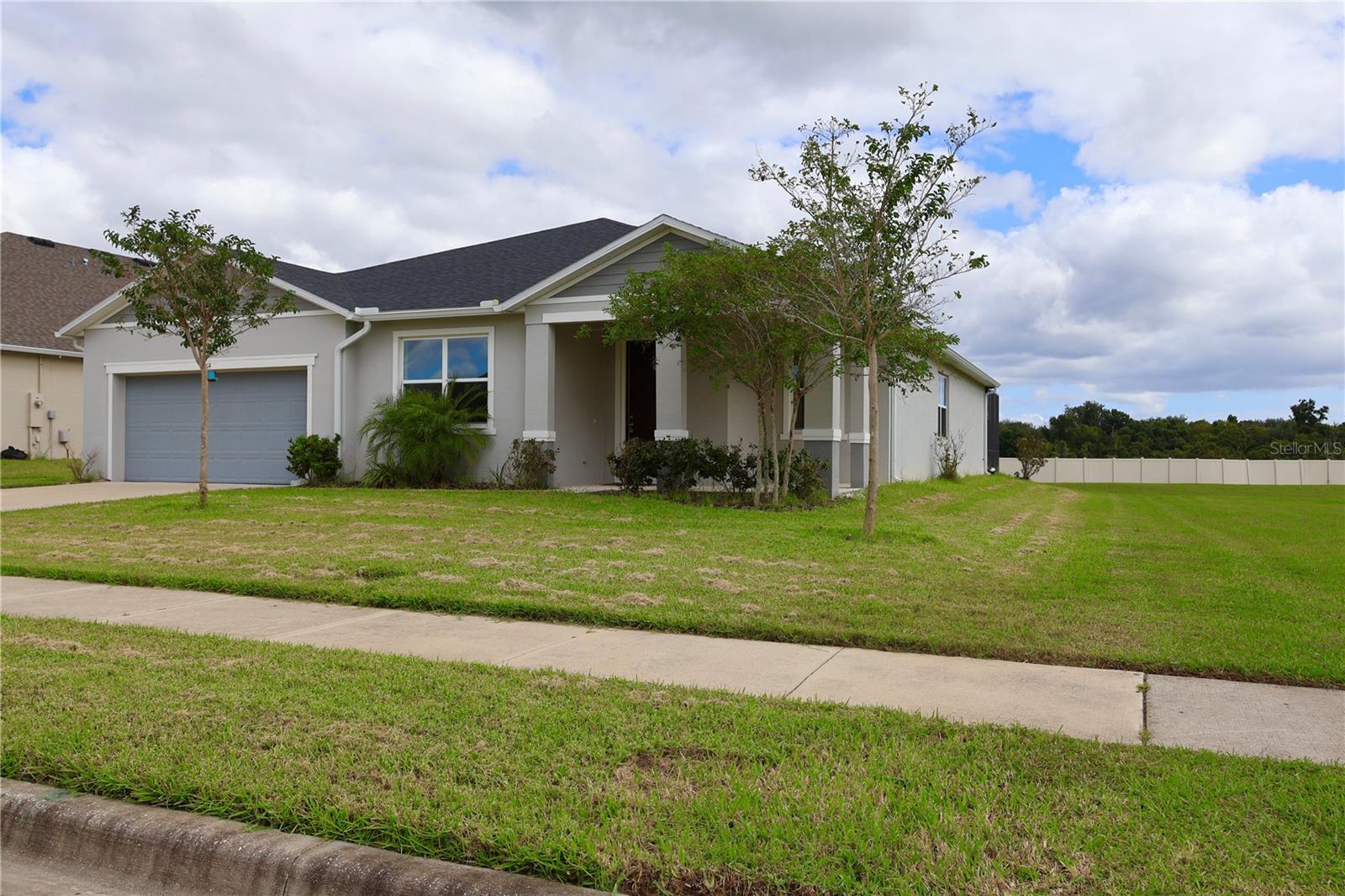 Image 2 of 30 For 2164 Carriage Pointe Loop