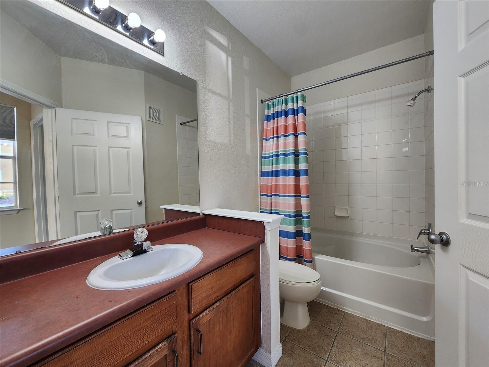 Image 19 of 28 For 8137 Claire Ann Drive 203