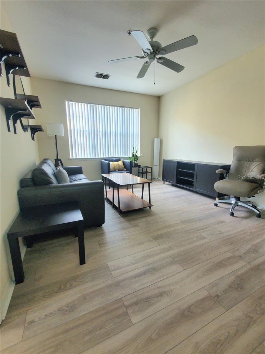 Image 3 of 14 For 8137 Claire Ann Drive 203