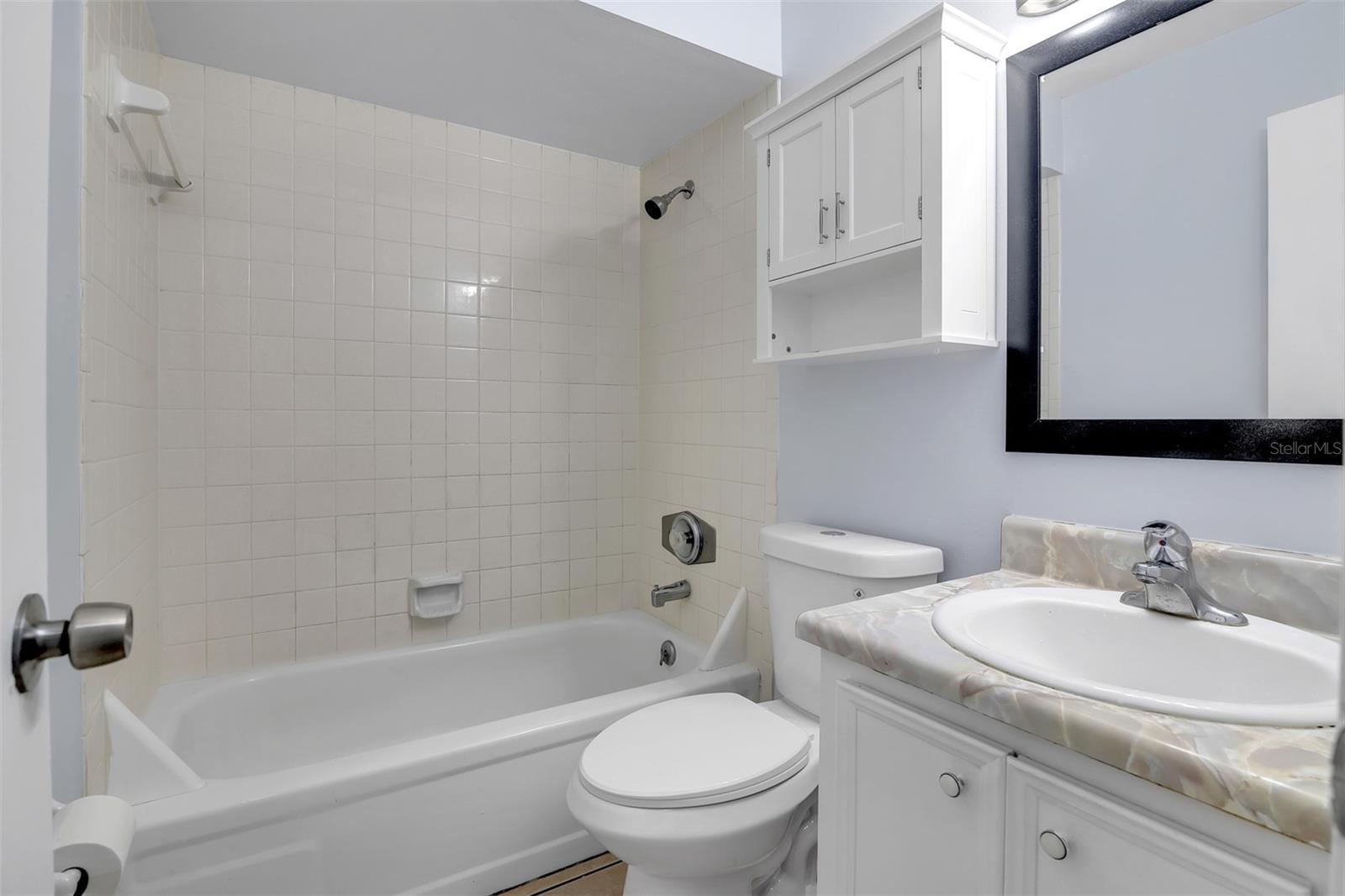 Image 10 of 34 For 38 Lake Villa Way