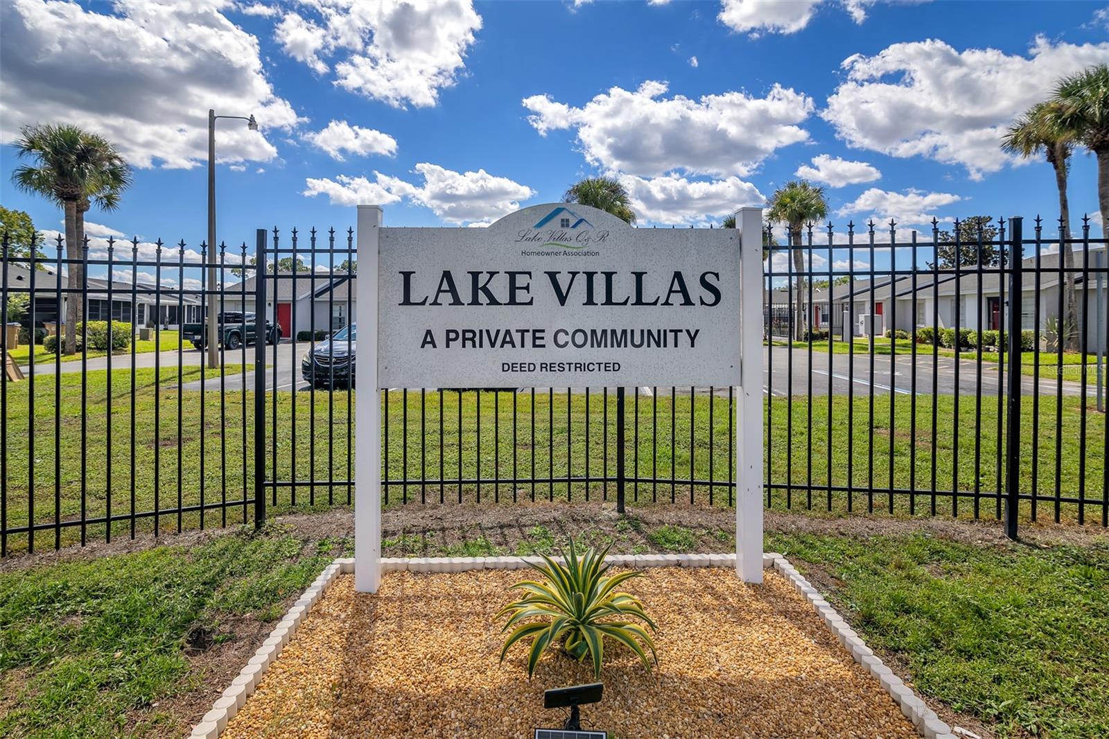 Image 20 of 34 For 38 Lake Villa Way