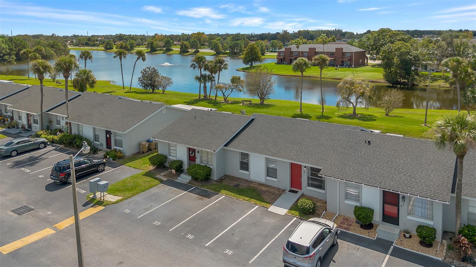 Image 25 of 34 For 38 Lake Villa Way