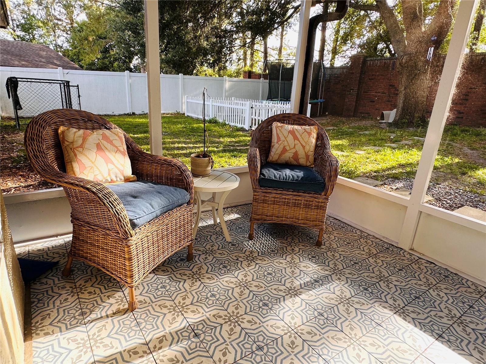 Image 23 of 27 For 9102 Floribunda Drive