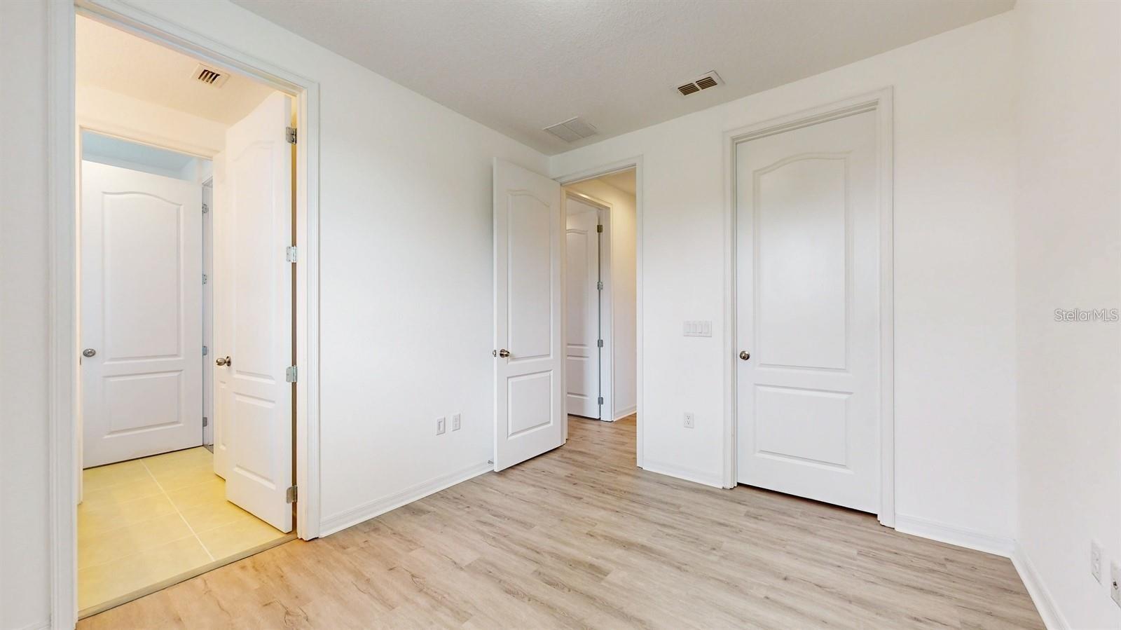 Image 20 of 30 For 14315 Swanley Street