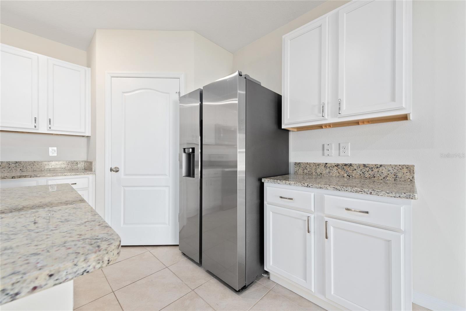 Image 4 of 11 For 5715 Sundial Terrace