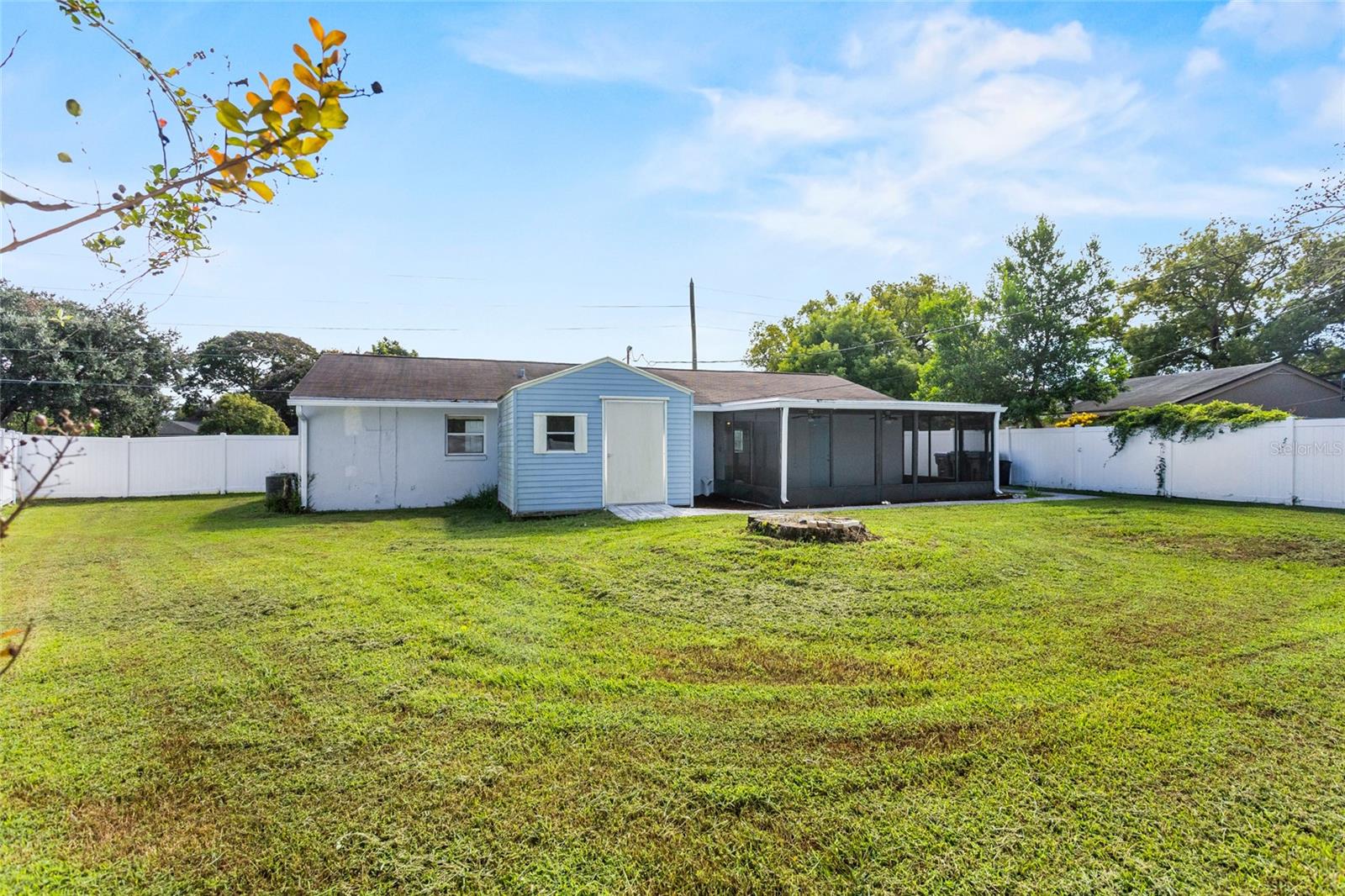 Image 23 of 28 For 1083 Eastbrook Boulevard