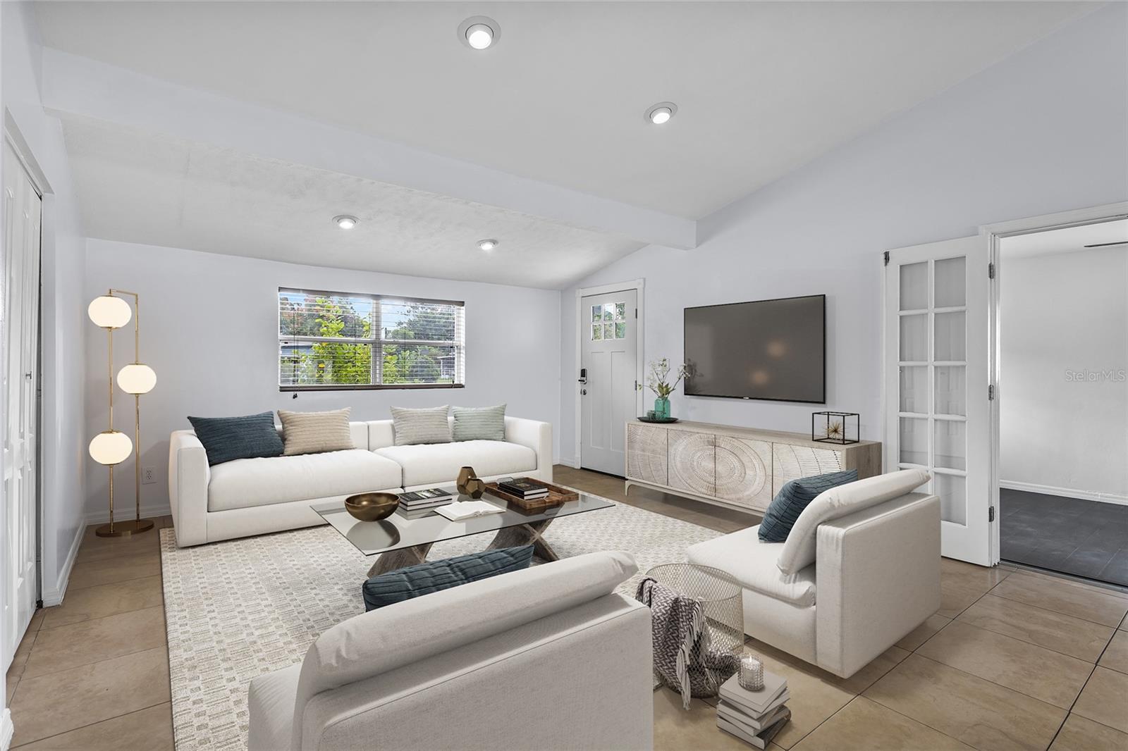 Image 5 of 28 For 1083 Eastbrook Boulevard