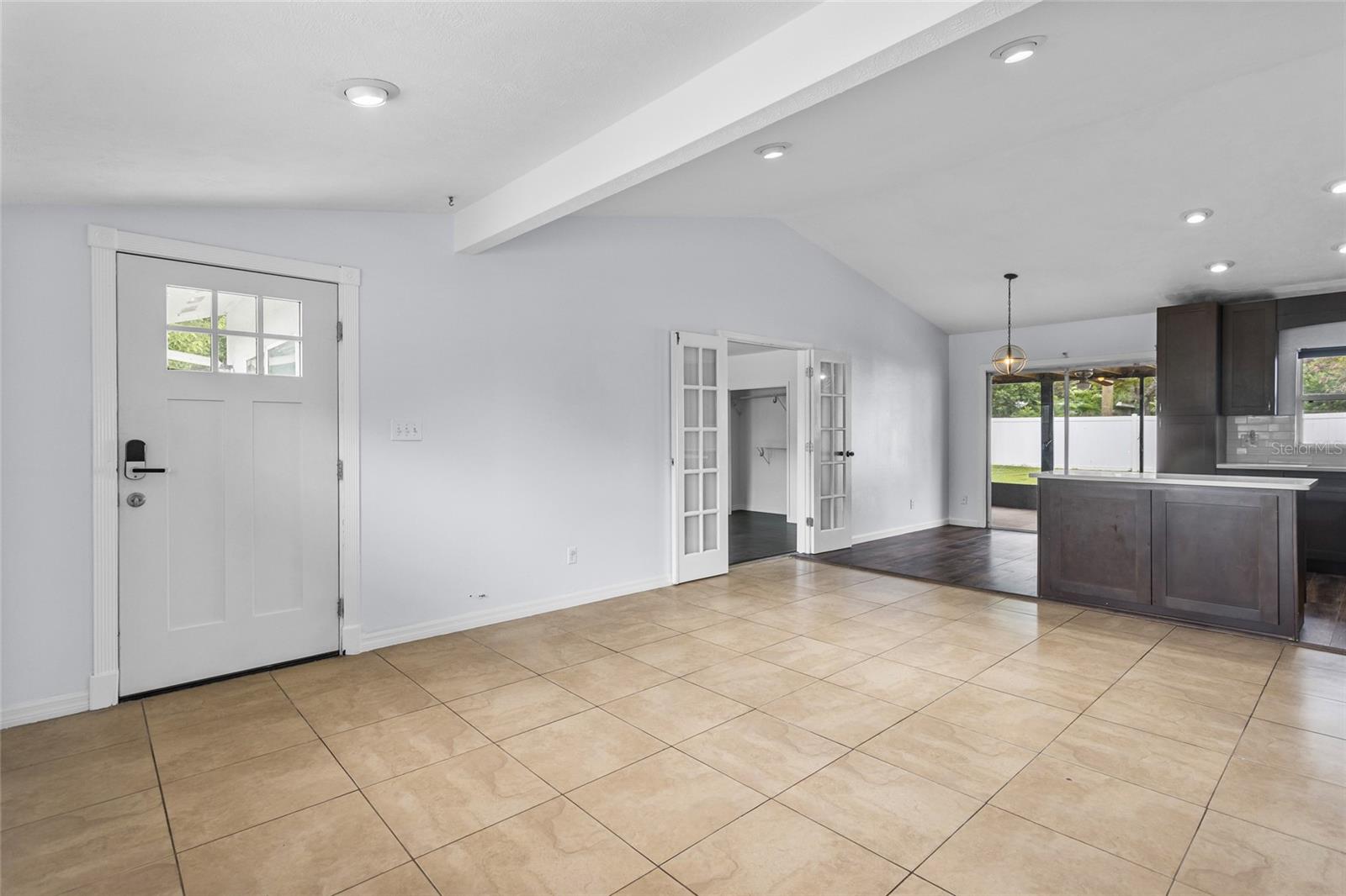 Image 6 of 28 For 1083 Eastbrook Boulevard
