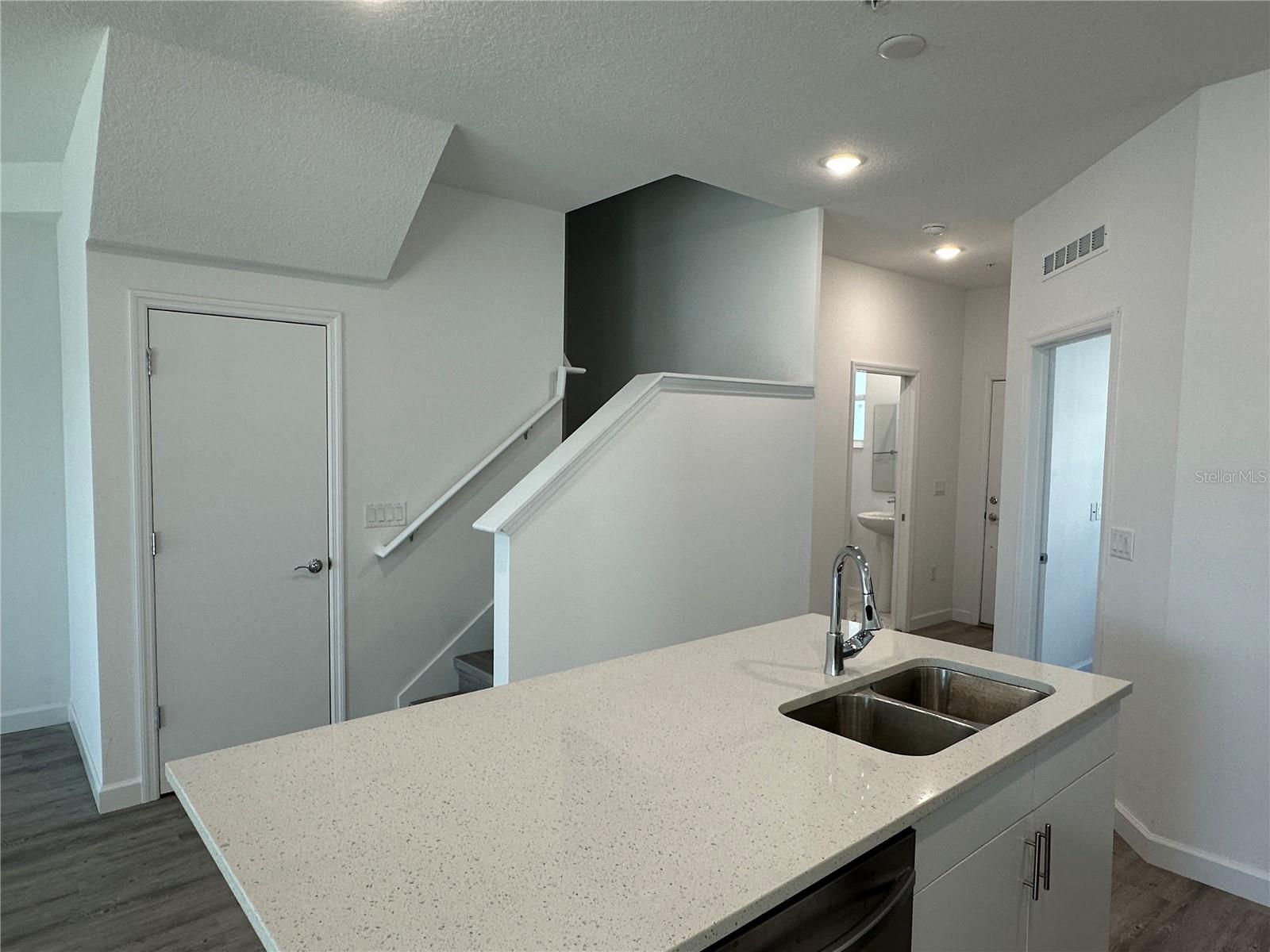 Image 11 of 57 For 420 Famagusta Drive