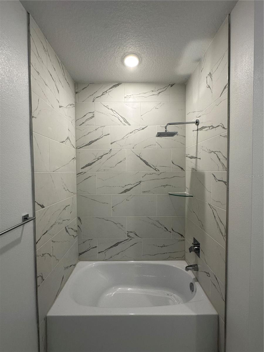 Image 17 of 57 For 420 Famagusta Drive