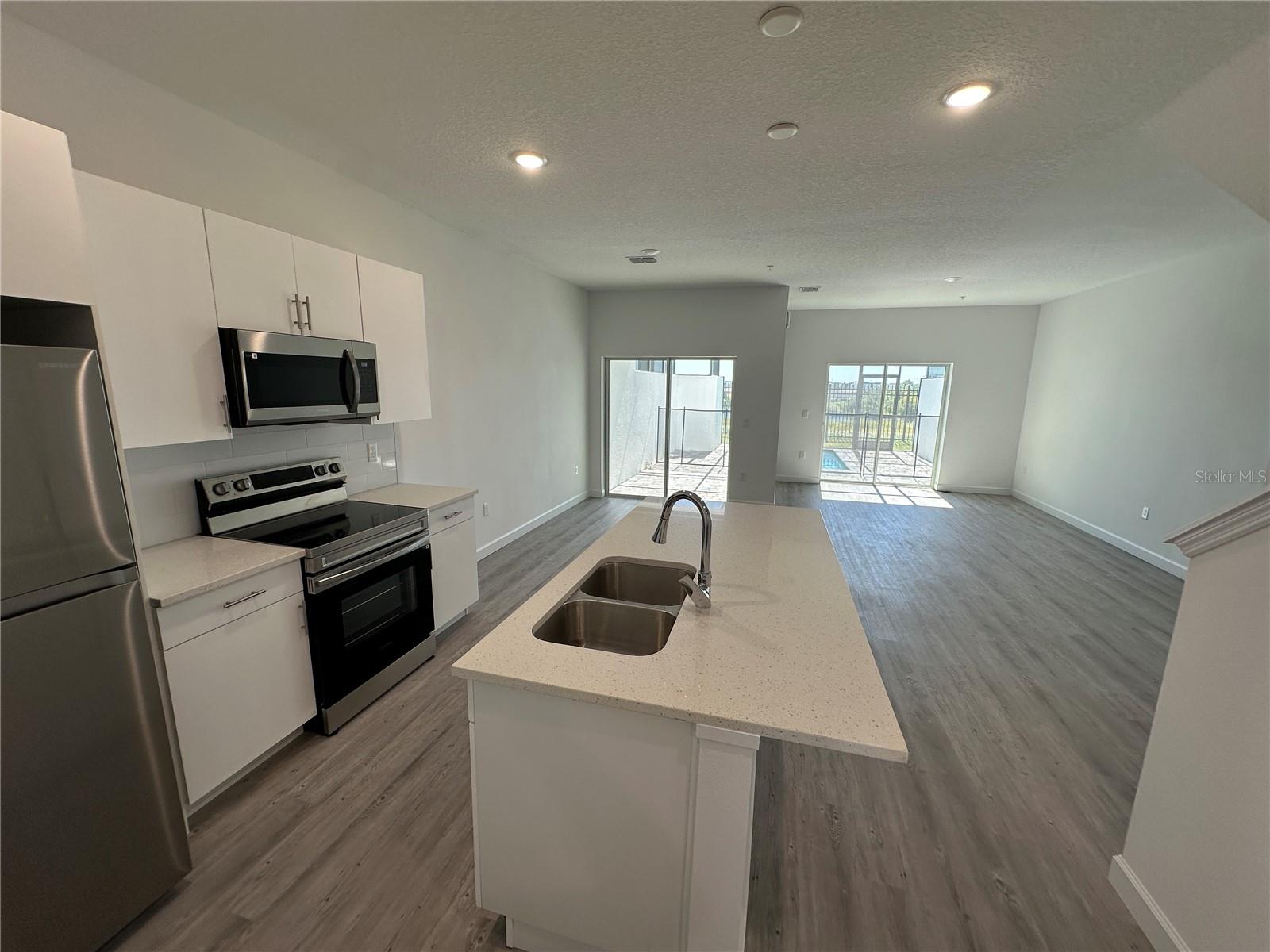 Image 7 of 57 For 420 Famagusta Drive