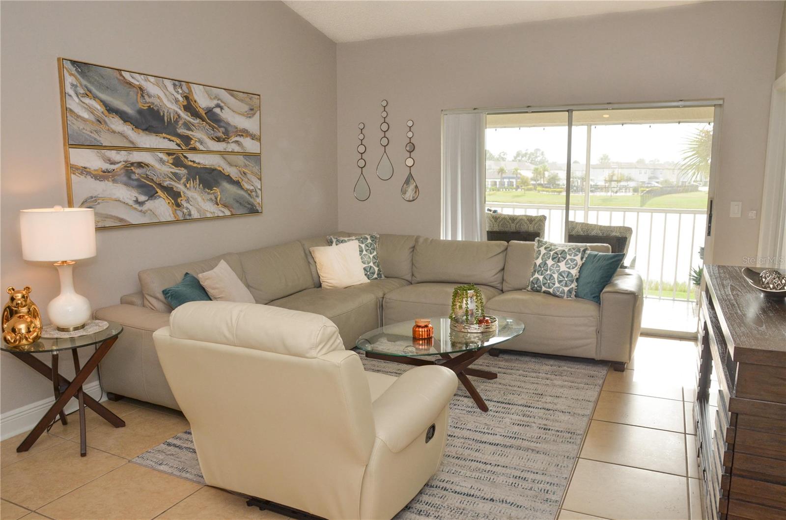 Image 10 of 25 For 13852 Timberbrooke Drive 202