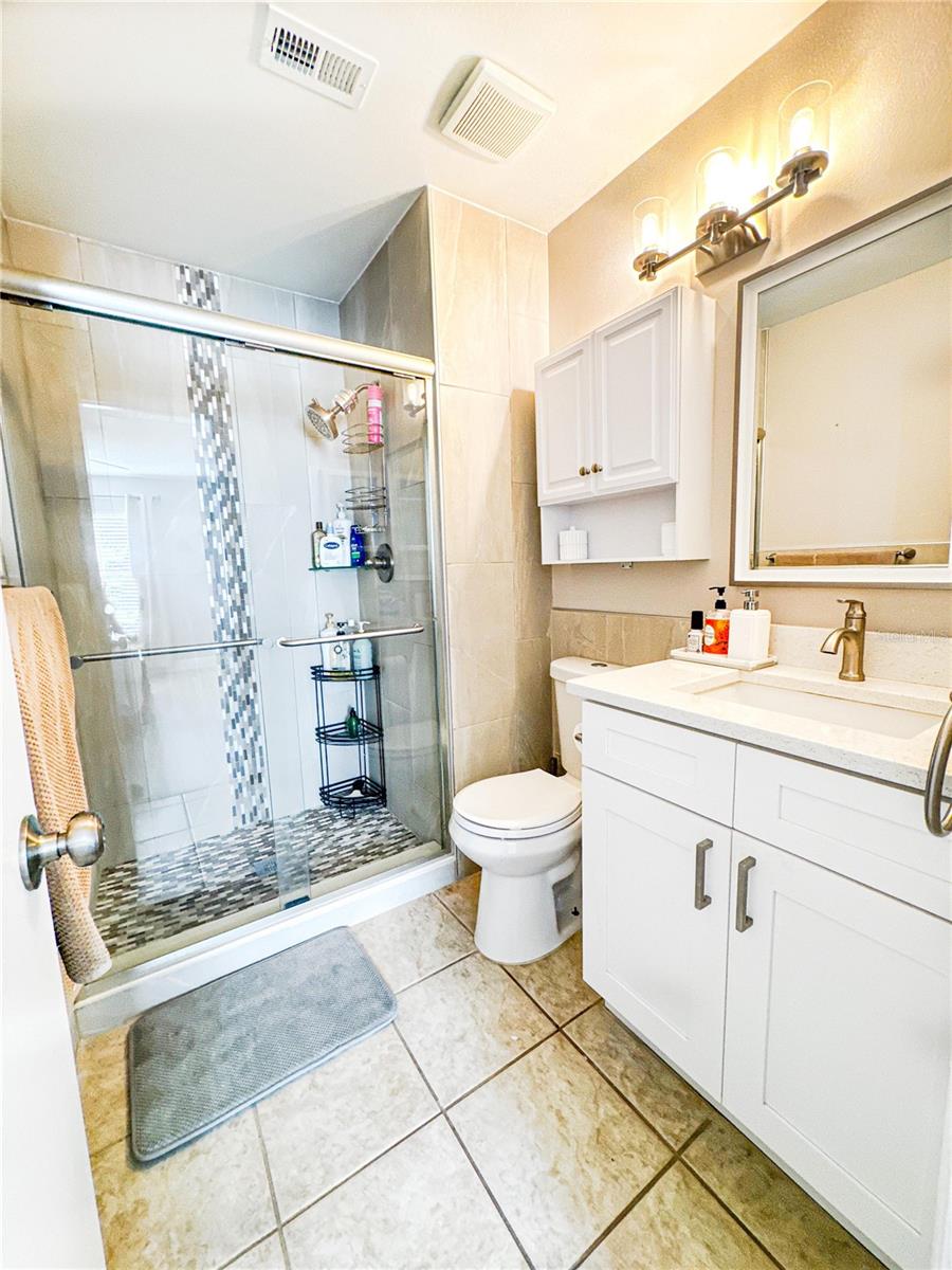 Image 16 of 25 For 13852 Timberbrooke Drive 202