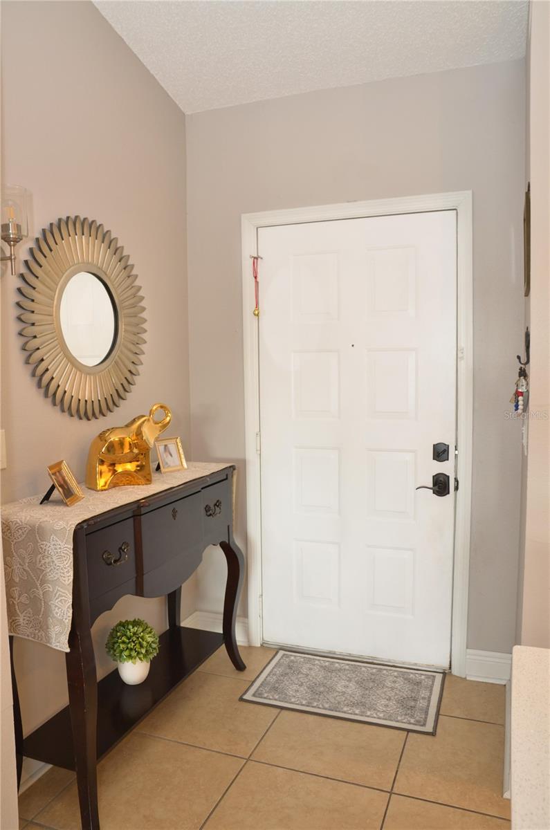 Image 4 of 25 For 13852 Timberbrooke Drive 202