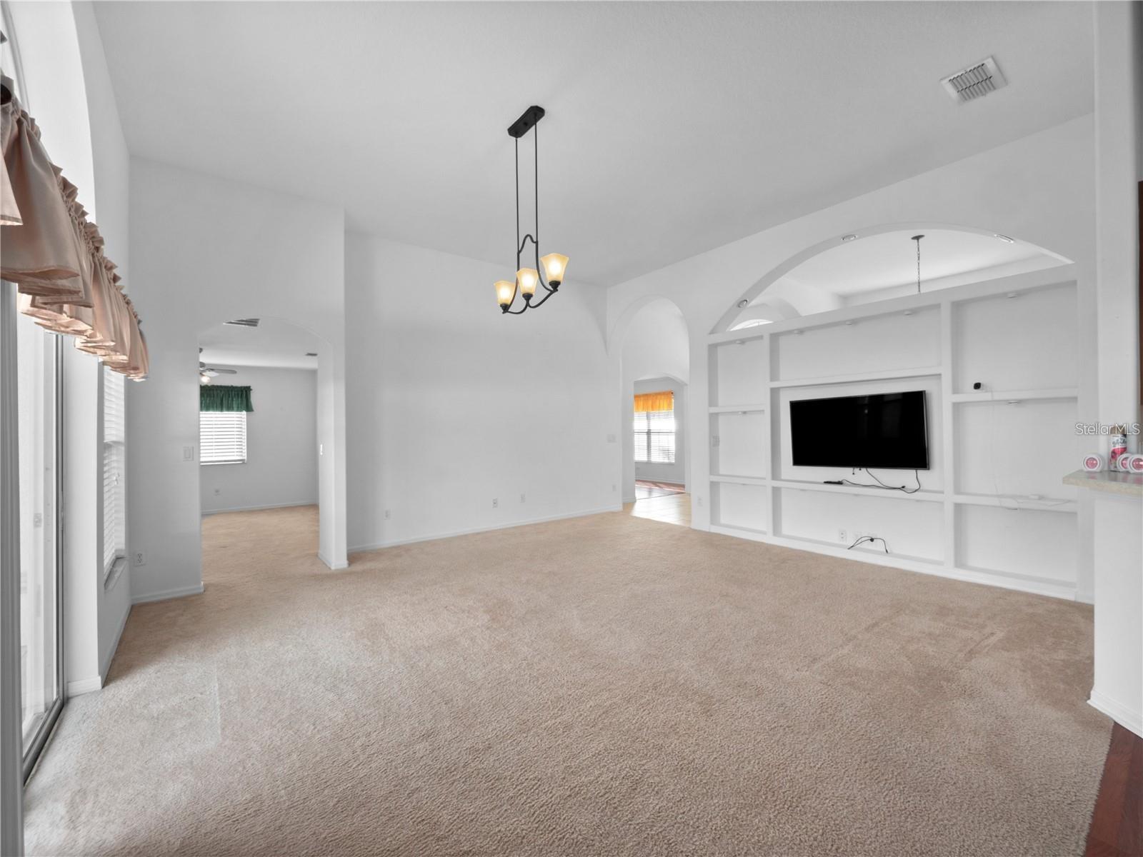 Image 13 of 52 For 4633 Huron Bay Circle