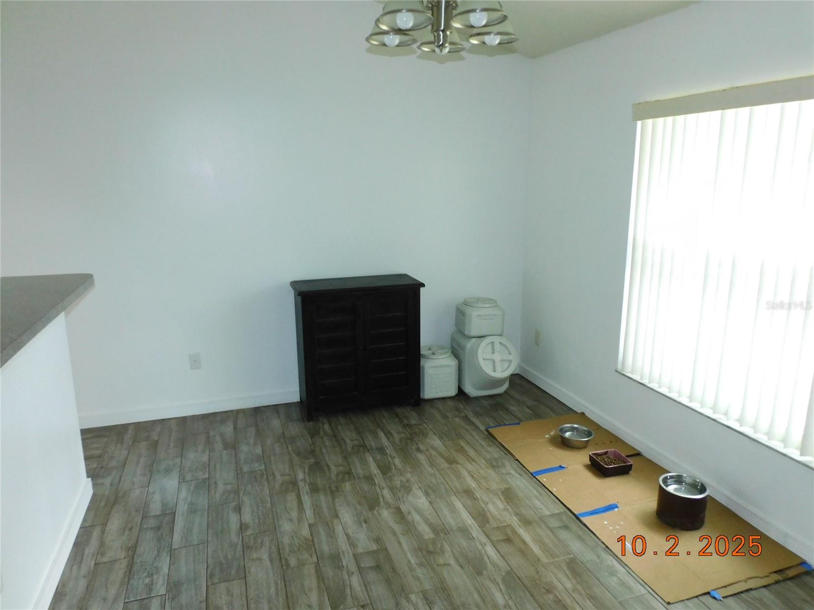 Image 4 of 12 For 2542 Camphorwood Circle