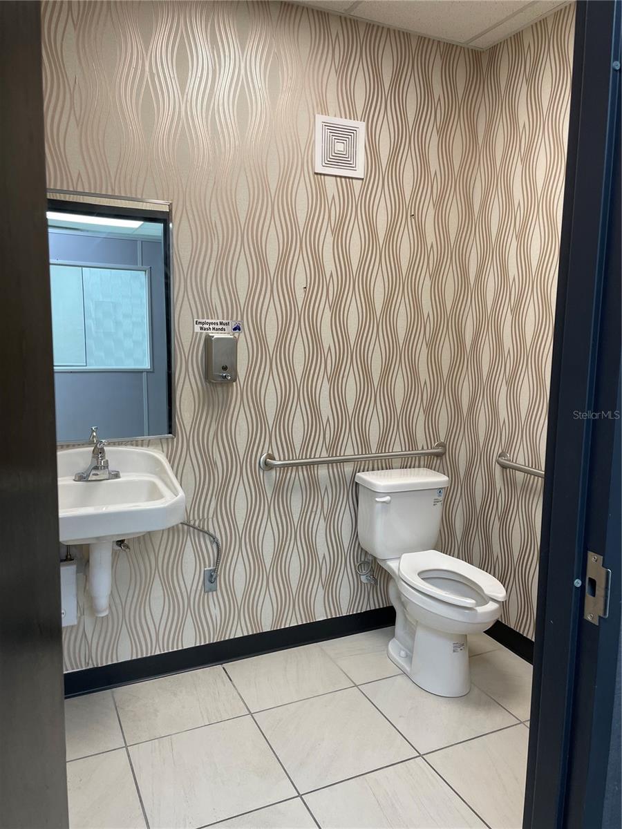 Image 10 of 17 For 13550 Village Park Drive 140