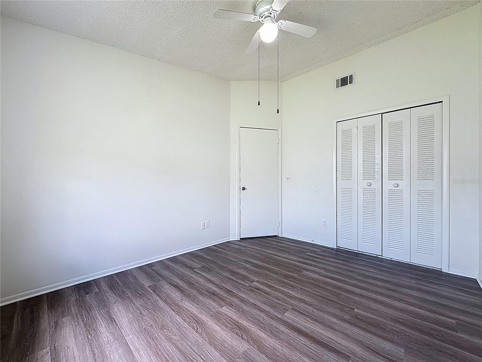 Image 11 of 36 For 3135 Hempstead Avenue