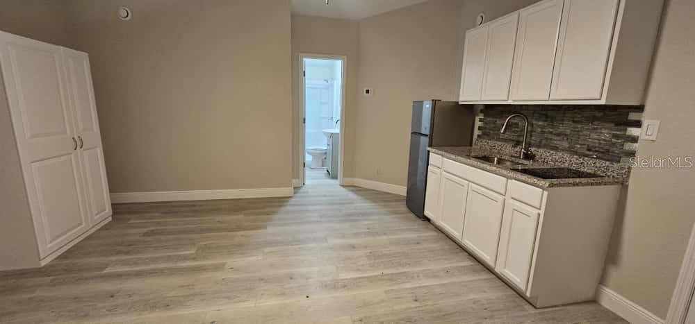 Image 4 of 5 For 1128 Dara Cay Drive A