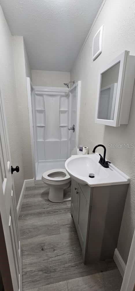 Image 5 of 5 For 1128 Dara Cay Drive A