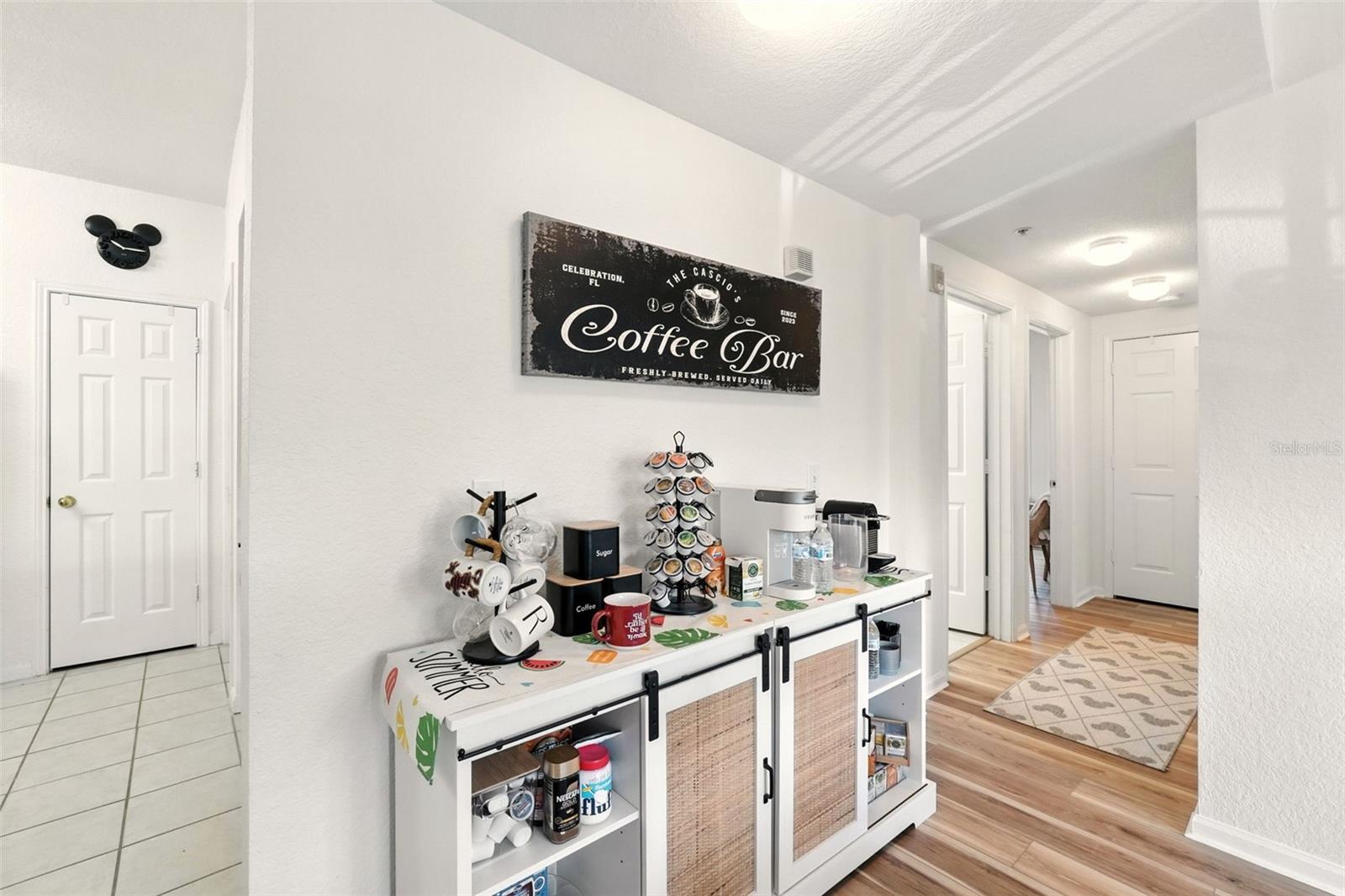 Image 23 of 33 For 211 Longview Avenue 306