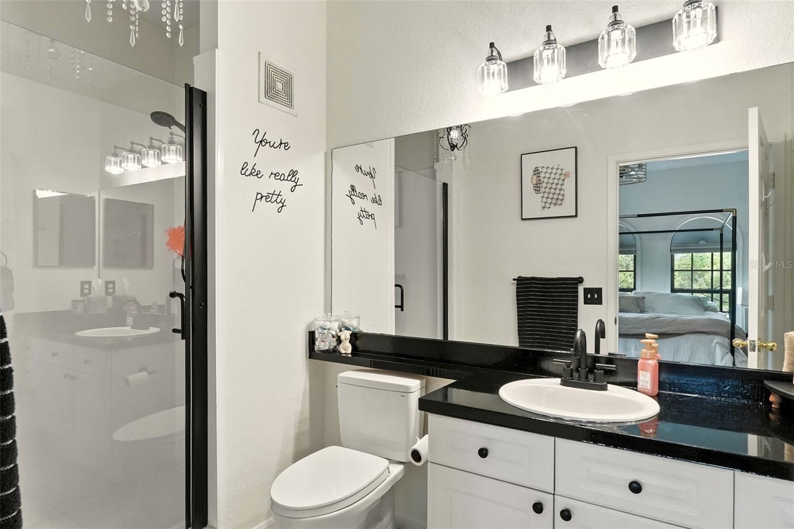 Image 26 of 33 For 211 Longview Avenue 306