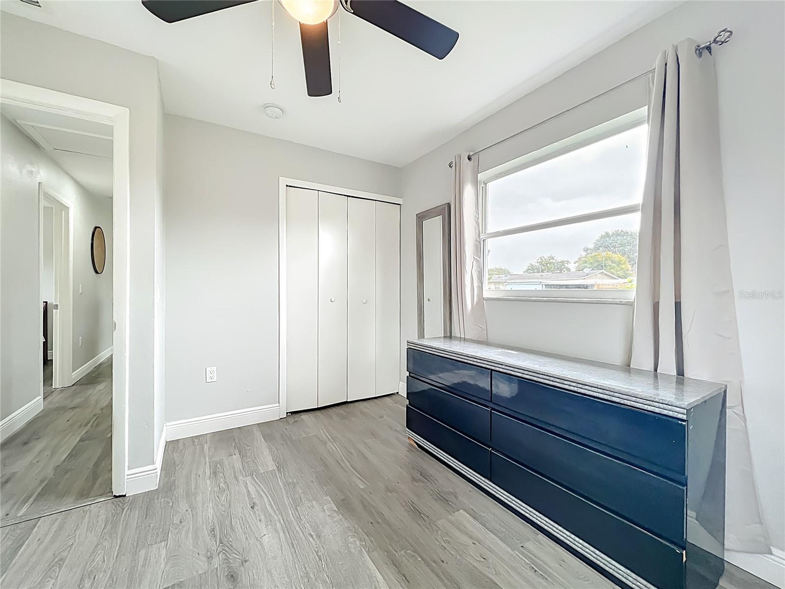 Image 30 of 45 For 1423 Heber Circle