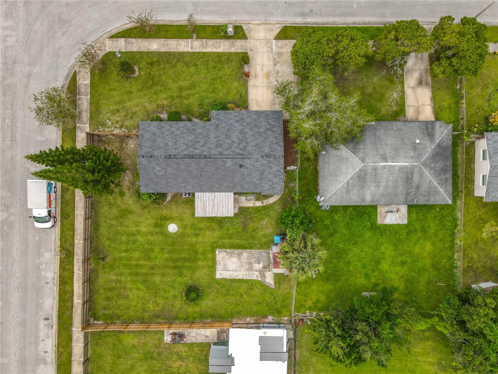 Image 43 of 45 For 1423 Heber Circle