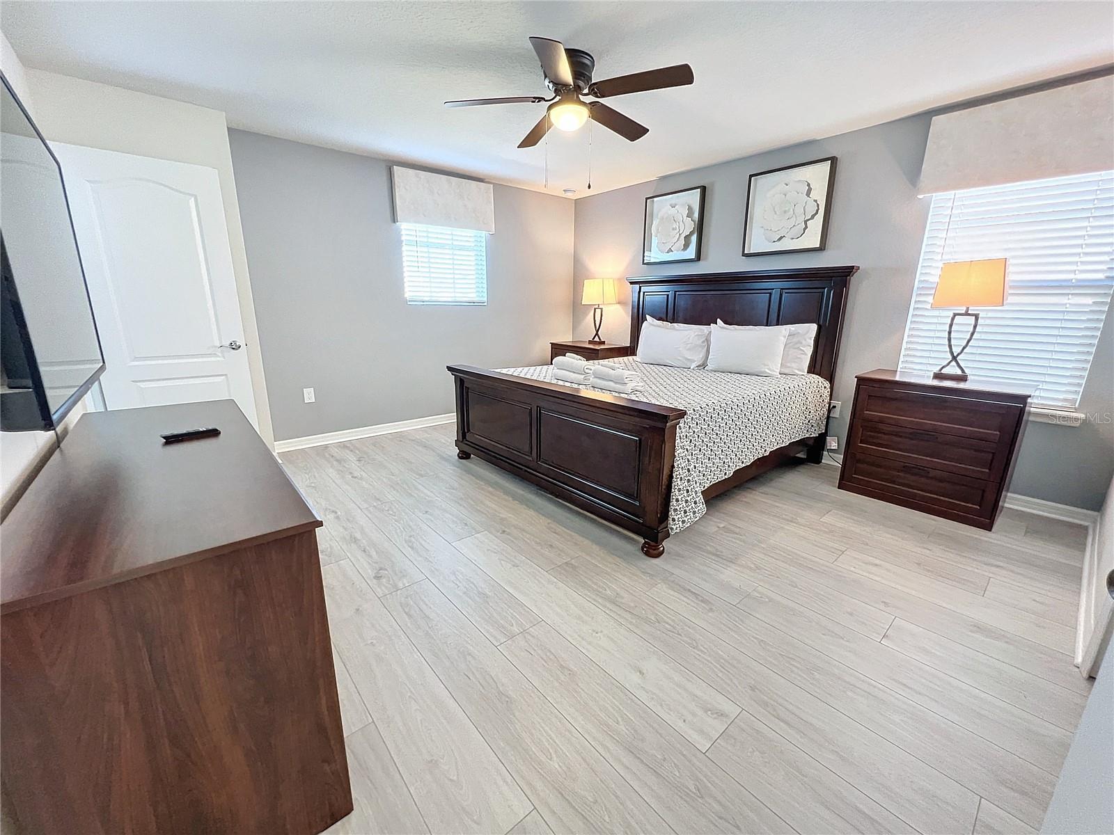 Image 22 of 56 For 8936 Prague Way