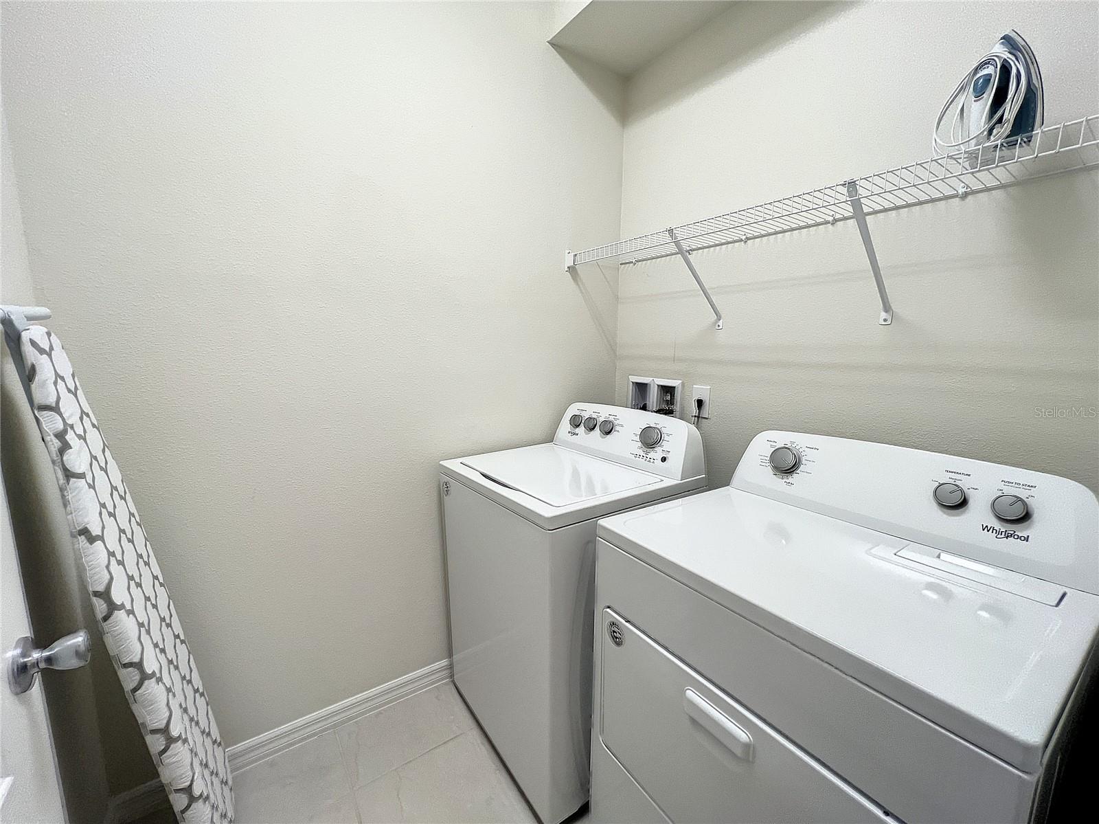 Image 37 of 56 For 8936 Prague Way