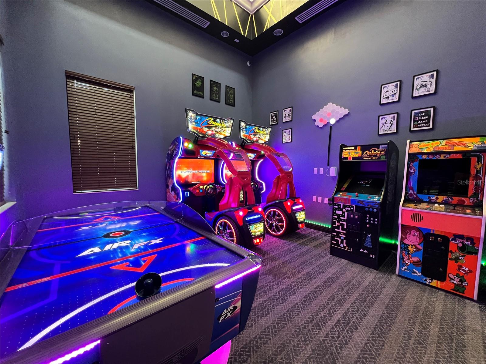 Image 54 of 56 For 8936 Prague Way