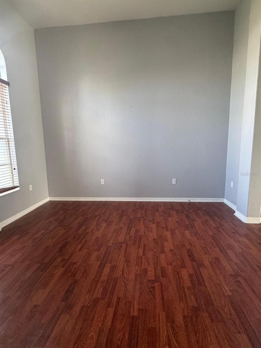 Image 12 of 17 For 20438 Maxim Parkway