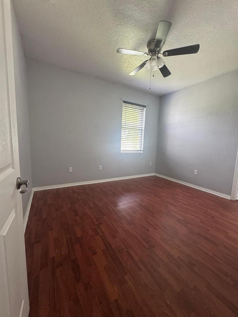 Image 14 of 17 For 20438 Maxim Parkway