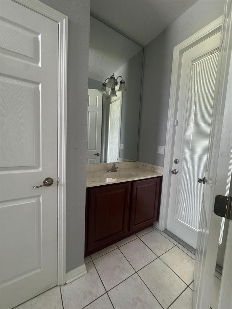 Image 16 of 17 For 20438 Maxim Parkway