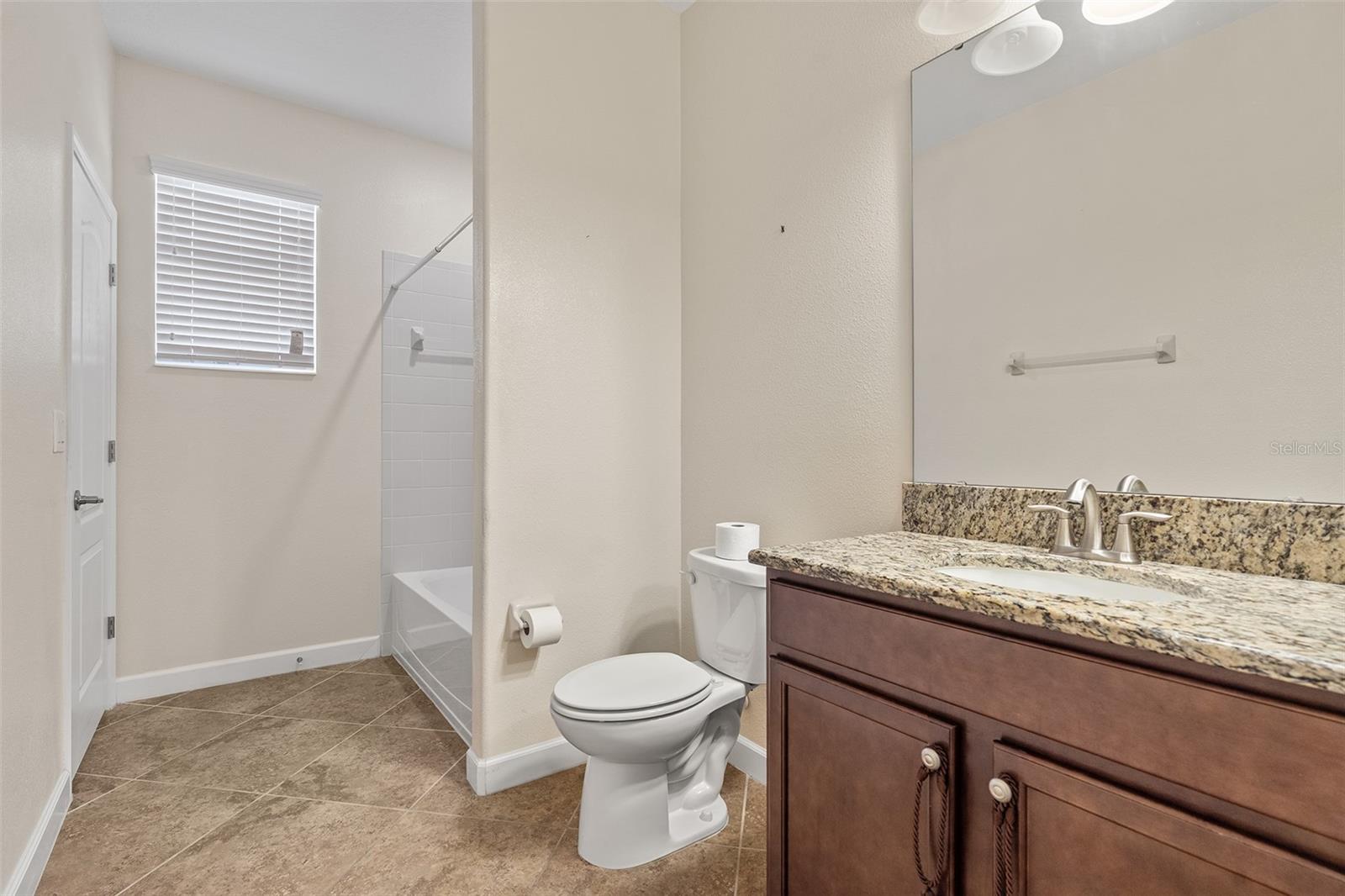 Image 23 of 35 For 3667 Plymouth Drive